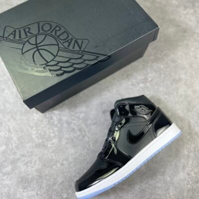 Air Jordan 1 Mid SE Space Jam