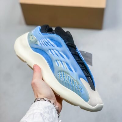 Adidas Yeezy 700 V3 Boost (8 Colorway)