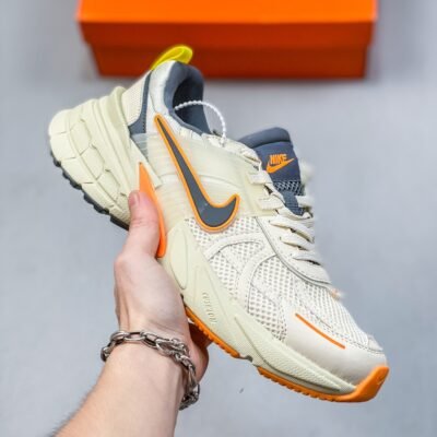 Nike V2K Runtekk (18 Colorway)