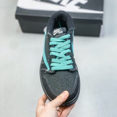 Jordan 1 Low Travis Scott “Phantom x Tiffany”