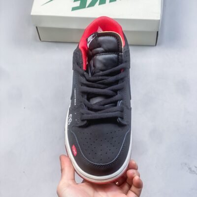 Nike Dunk Low “Coke Zero”