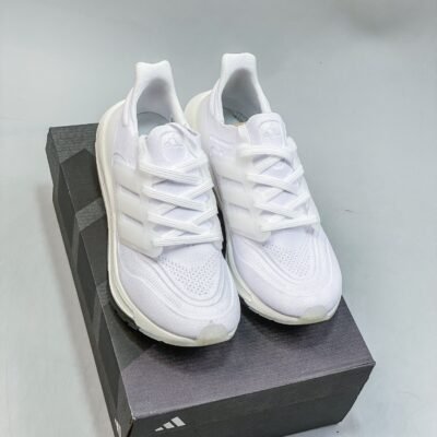 Adidas Ultraboost Light 23 *White*