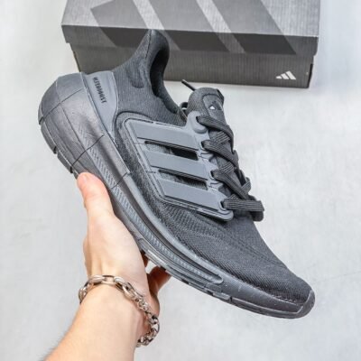 Adidas Ultraboost Light 23 *Black*