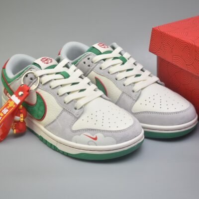 SB Dunk Low x Year of The Dragon