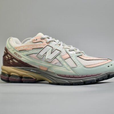 New Balance M1906U *Clay ash*